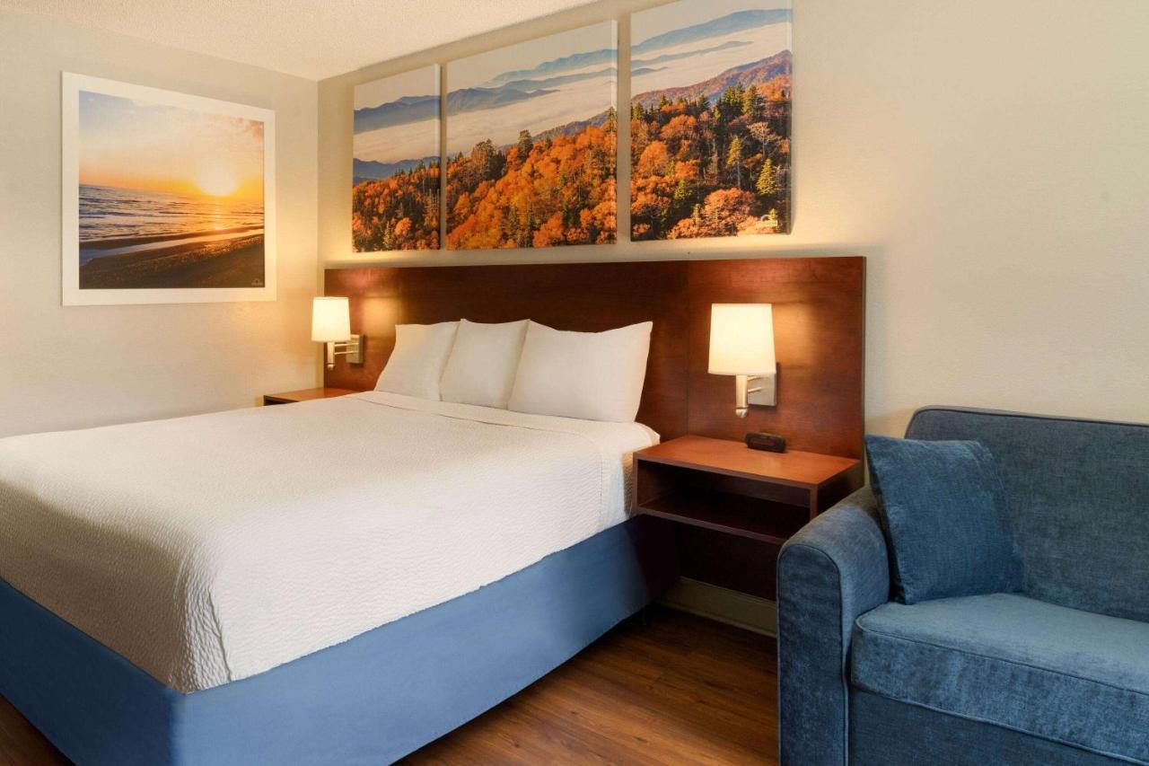 Days Inn By Wyndham Dillon Exteriér fotografie