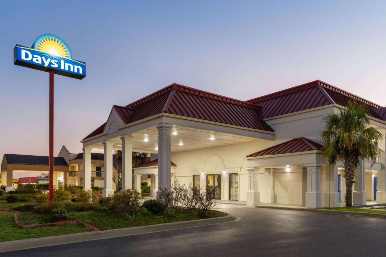 Days Inn By Wyndham Dillon Exteriér fotografie